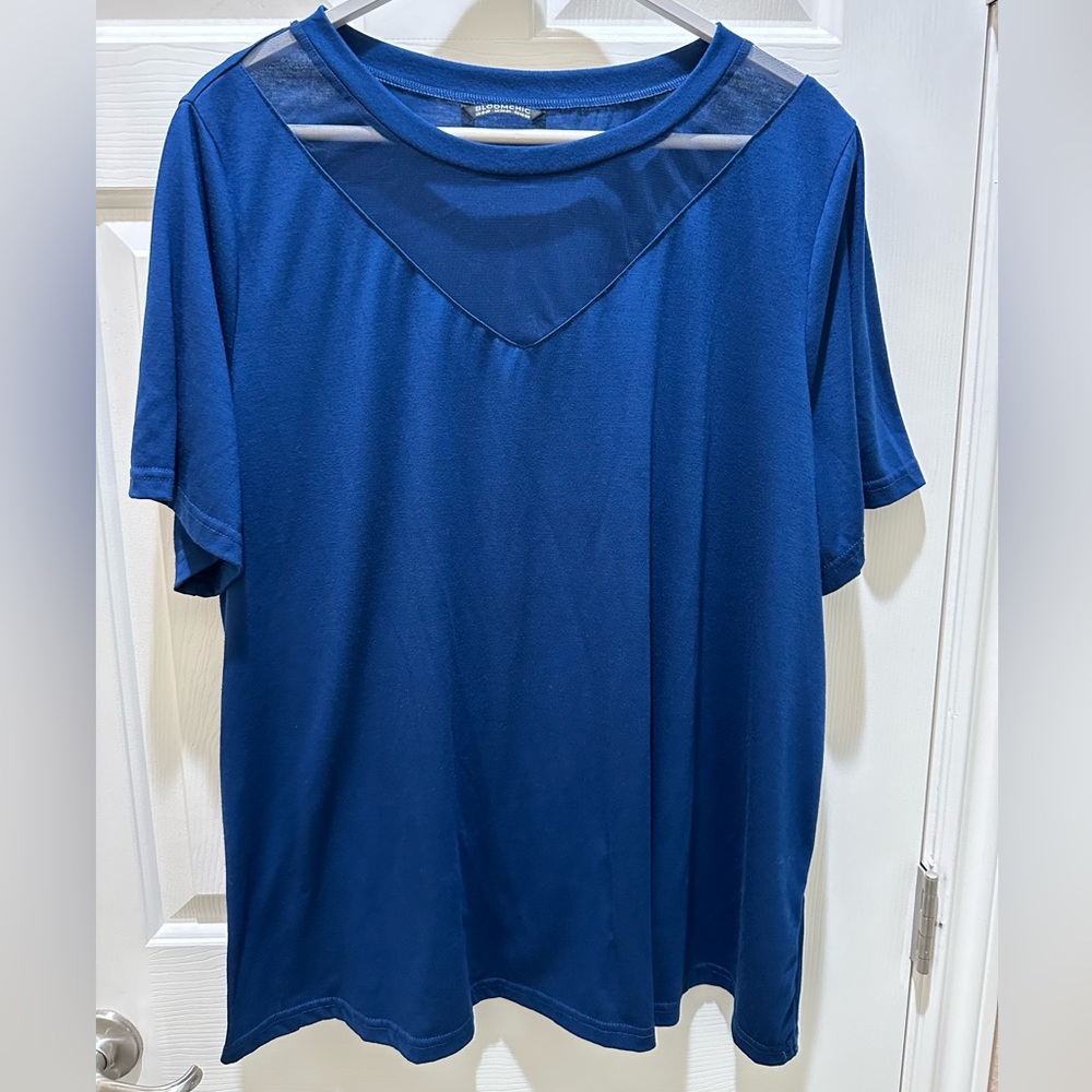 Women’s shirt